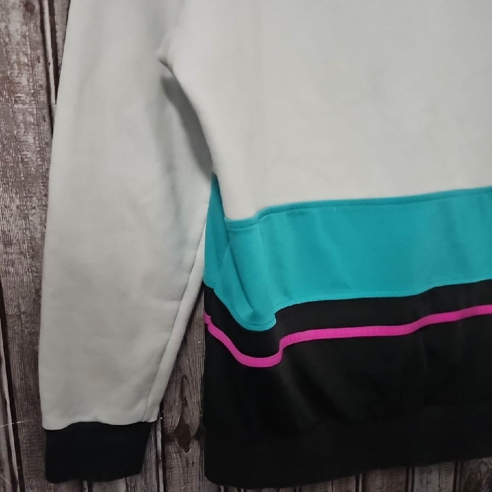 Adidas Gray and Turquoise Crewneck - Picture 8 of 9